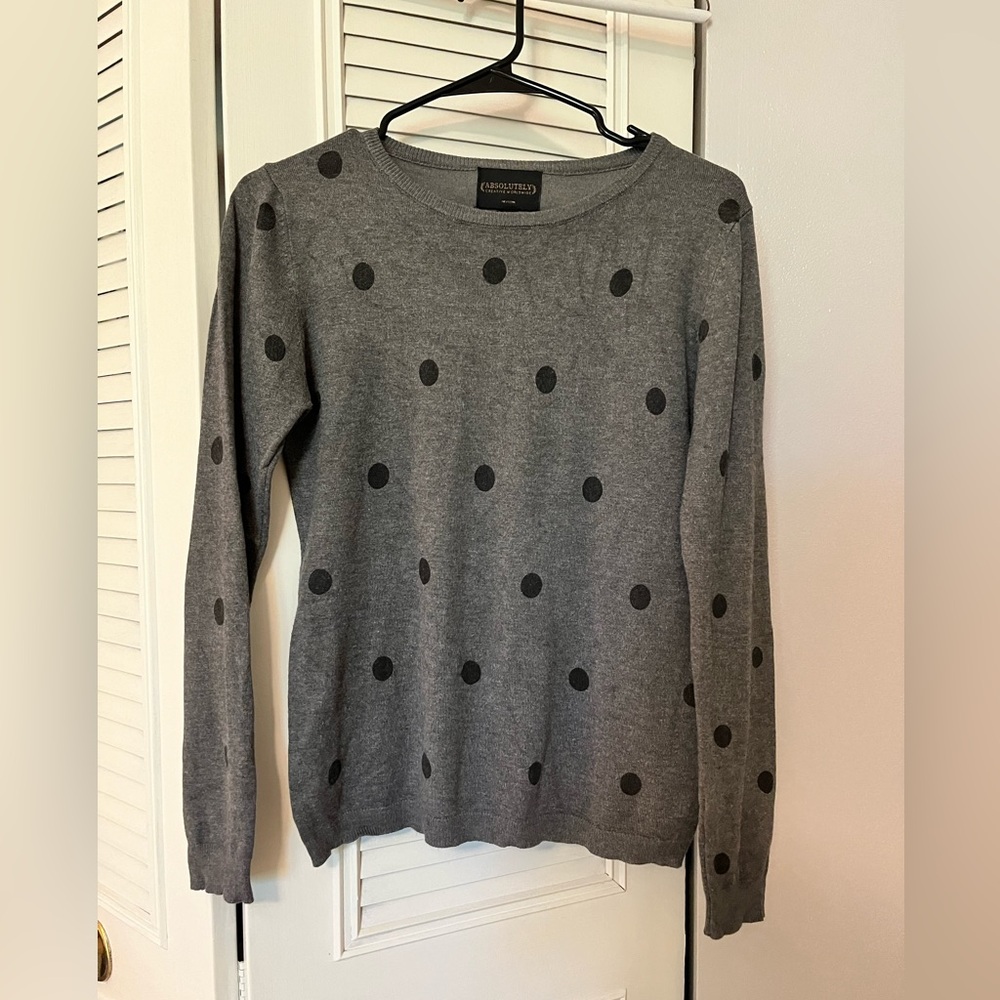 absolutely creative worldwide sweater, small, grey with black polka dots